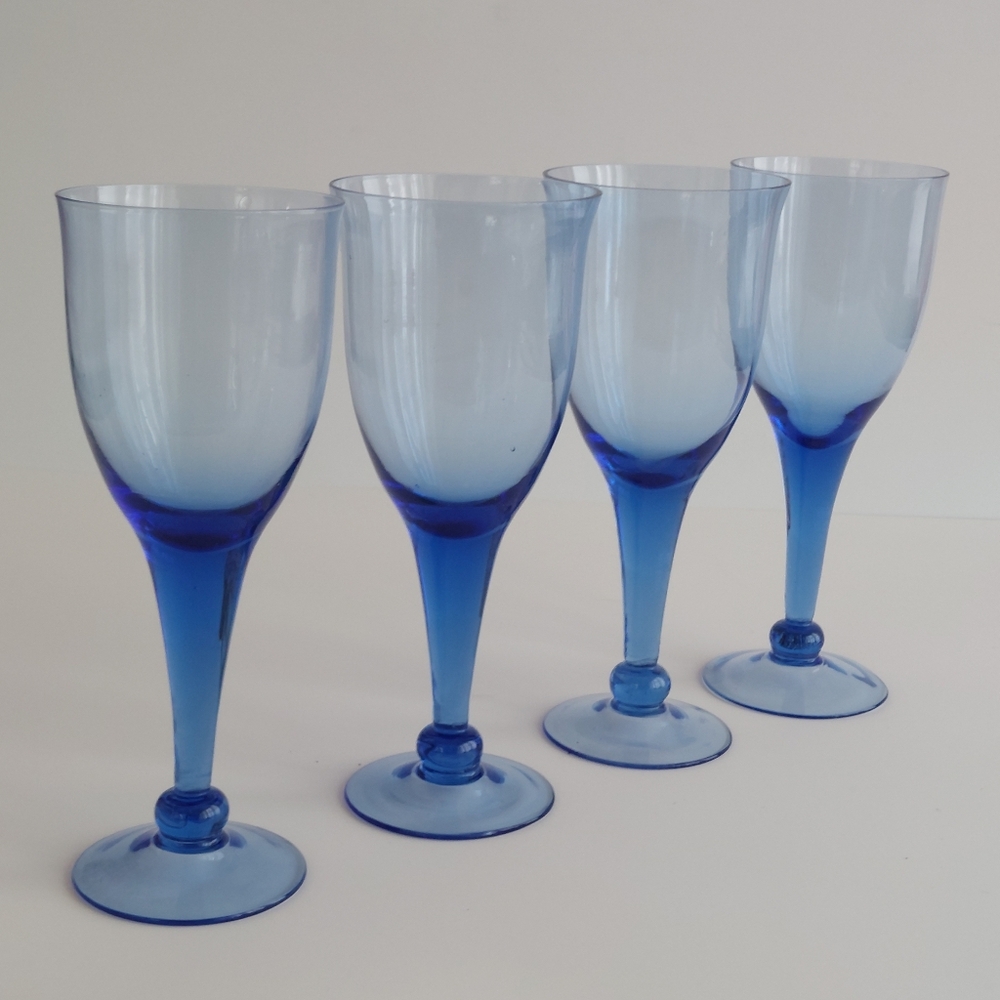 Hand Blown Cobalt Blue Wine Glasses Set of 4 Artisan Stemware
